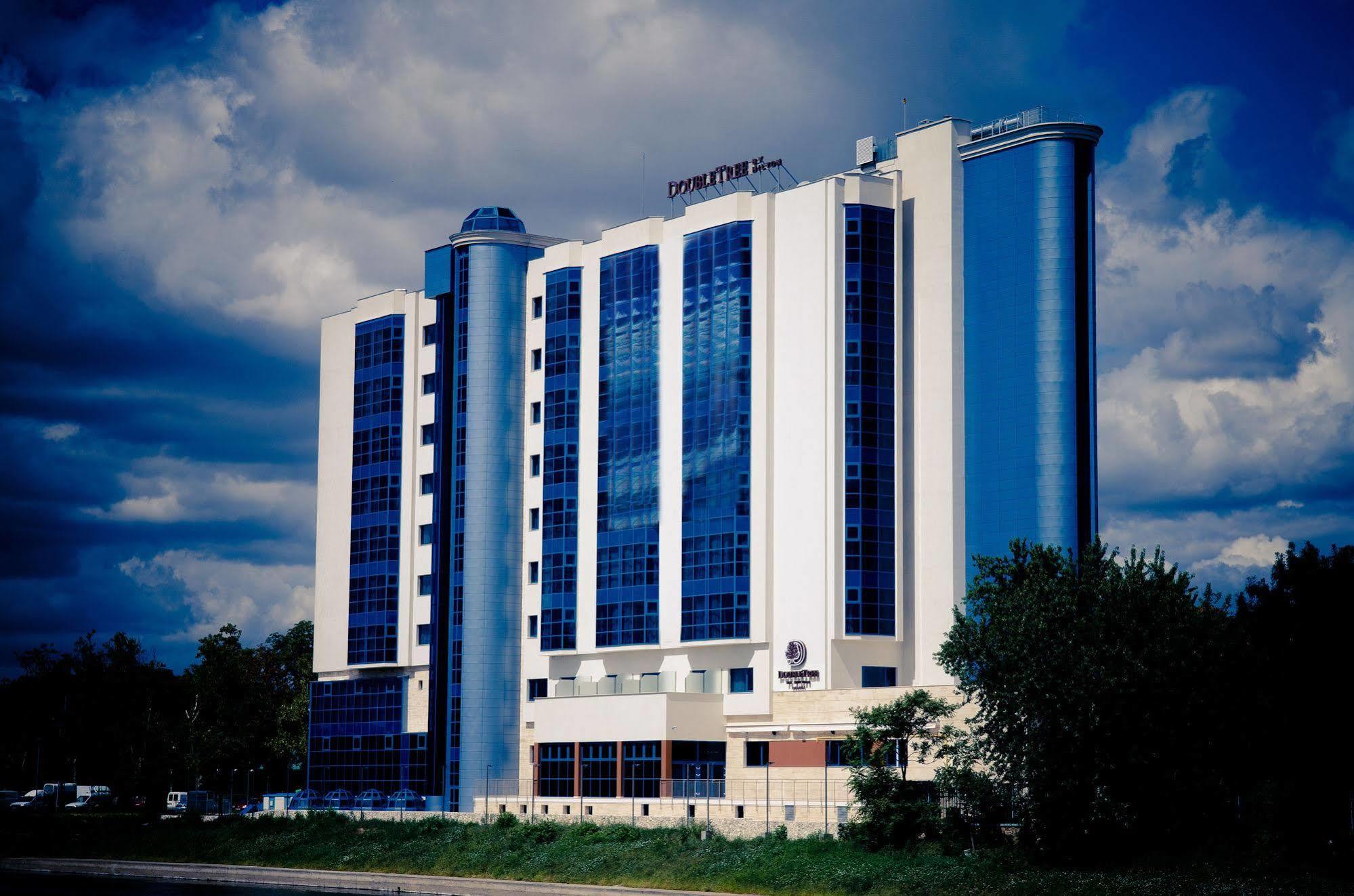 Hotel Doubletree By Hilton Oradea Exteriér fotografie